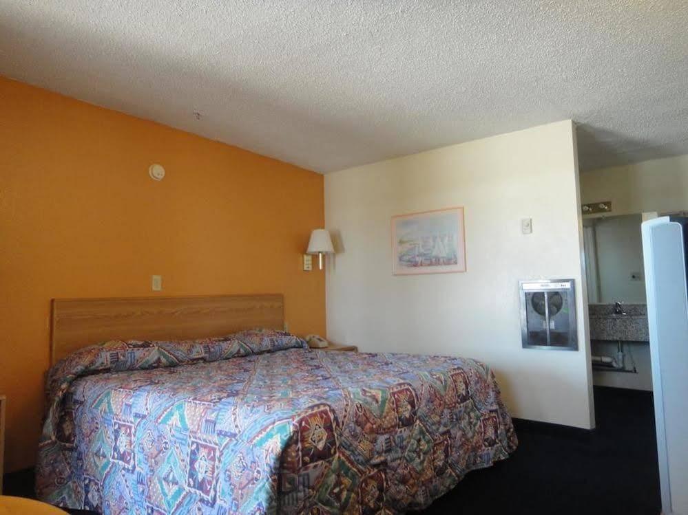 Econo Lodge Las Vegas Exterior photo